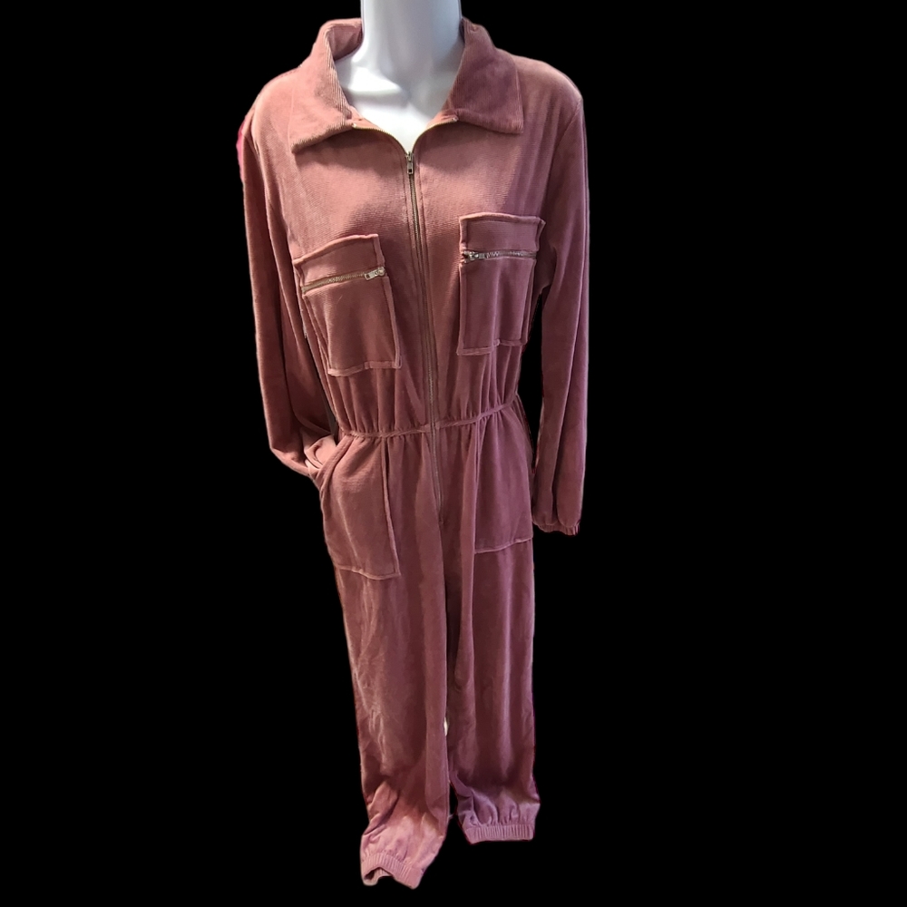 Fashion nova sz L womans velvet tracksuit pink